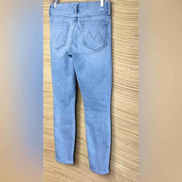 MOTHER The Looker Crop High-Rise Jeans in Swimming Pool Sunday Size 26 - Picture 9 of 16